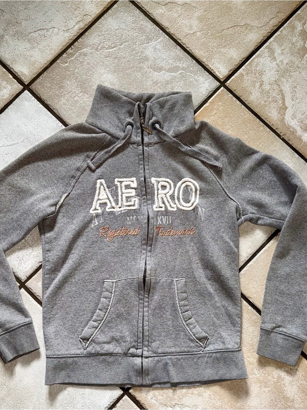 Vintage Aeropostale Y2K Gray Full-Zip Mock Neck Logo Sweatshirt Jacket